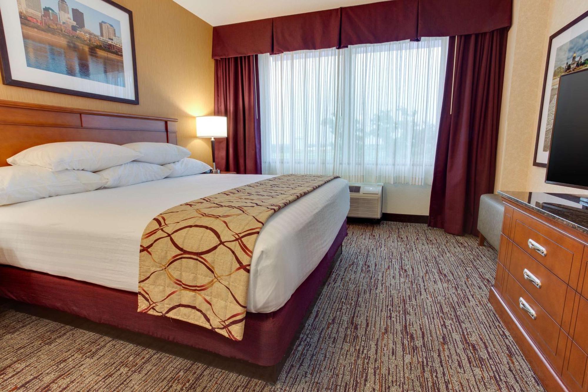 Drury Inn & Suites West Des Moines Exteriör bild