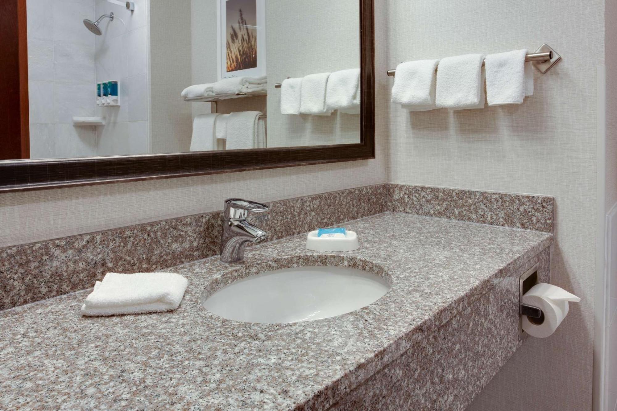 Drury Inn & Suites West Des Moines Exteriör bild