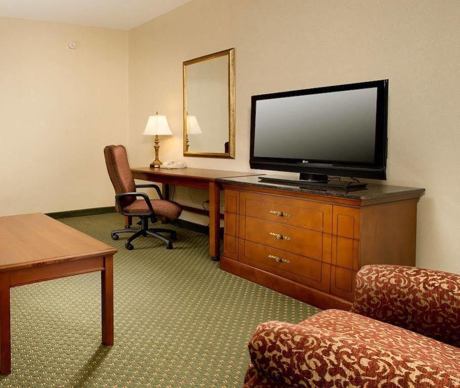 Drury Inn & Suites West Des Moines Exteriör bild